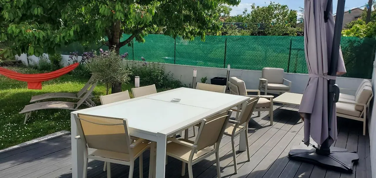 Chez Houria Appartement Pour 2 Personnes Cournon-d'Auvergne 0*,